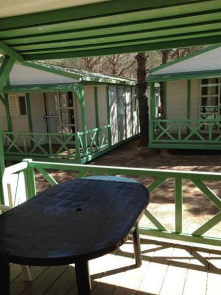 Camping Neptuno Hotel Pals Exterior foto